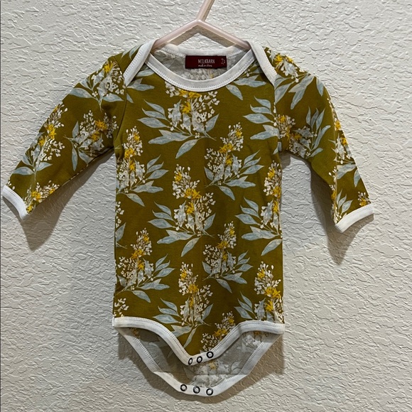 Milkbarn Other - Milkbarn Organic Cotton bodysuit size 3-6M